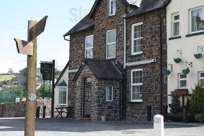 The Teifi Netpool Inn Restaurant