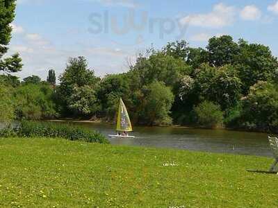 Yew Tree Inn