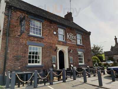 The Knot Inn