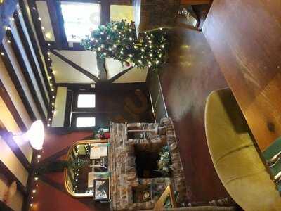 The Fox & Hounds Inn