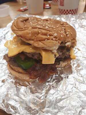 Five Guys Edinburgh Fountain Park