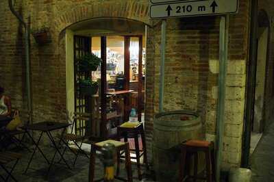 Enoteca Vineria dall'Oste, Fano