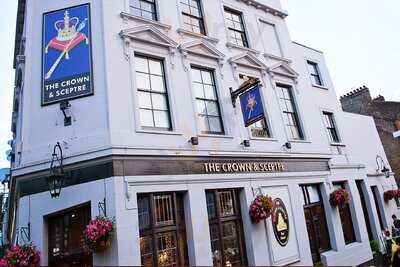 The Crown & Sceptre, Shepherd's Bush