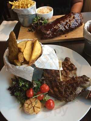Green's Steakhouse & Grill