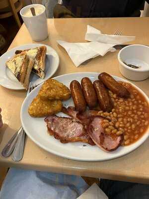 Half Moon Restaurant