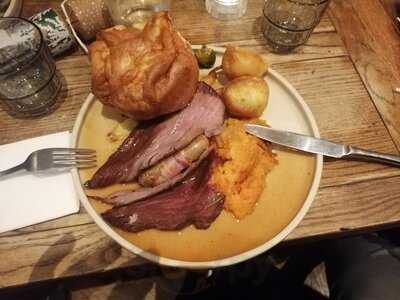 Brook Green (pub)