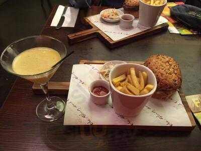 Slug & Lettuce South Woodford