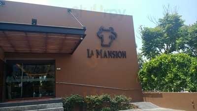 La Mansión