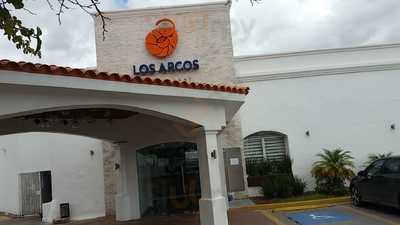 Los Arcos Restaurant