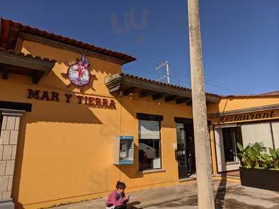 Restaurant  Mar Y Tierra