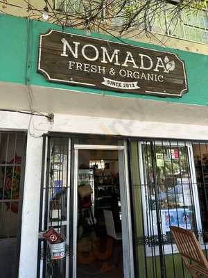 Nomada Fresh & Organics