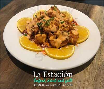 La Estacion Mariscos Grill