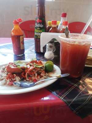 El Ausente Mariscos