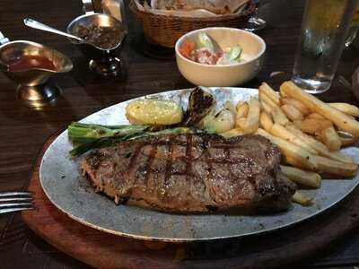 El Oeste Steak House