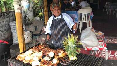 Pollería Los Pájaros