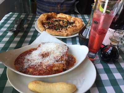 Italianni's Pasta, Pizza & Vino