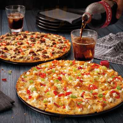 Debonairs Pizza