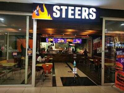 Steers