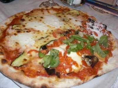 Pizzeria 2001, Trieste