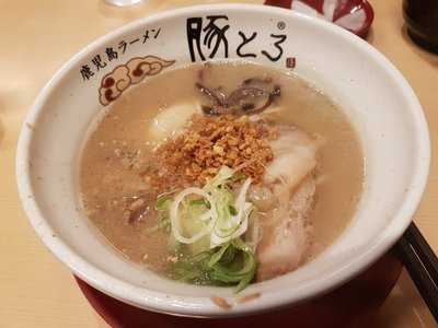 豚とろ ラーメン