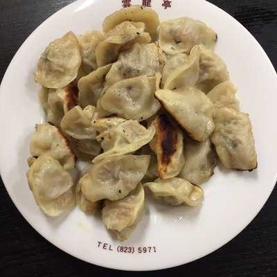 雲龍亭 思案橋本店