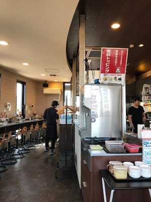 壱丁目ラーメン 本店直営 大分光吉店