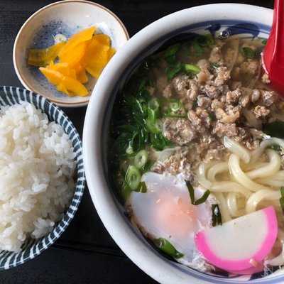 うどん満月　陣原駅前店