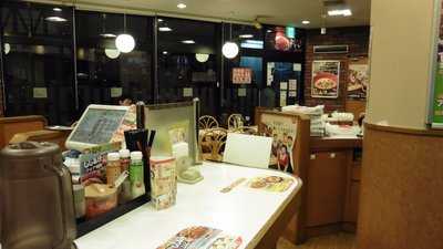すき家 小田原駅東口店