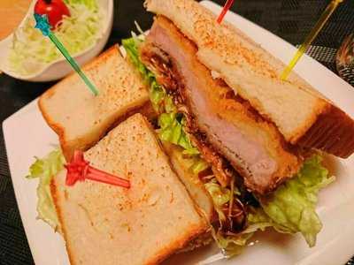 鉄板酒肴 一歩 ippo