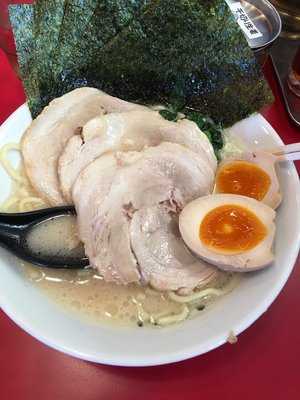 横浜家系ラーメン 新松木 大和家