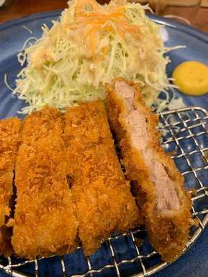 とん八 本店