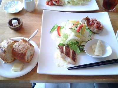 巡礼街道の洋食屋35（サンゴ）