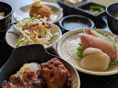 日本料理 弥生 本陣