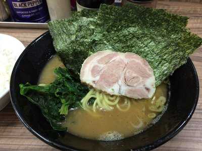 横浜ラーメン 武蔵家 富士見店