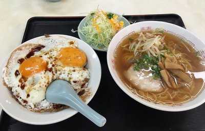 重松飯店