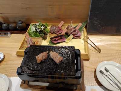 炭火ダイニング 朔