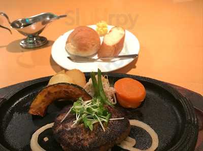 プルミエ食堂, 岩国市