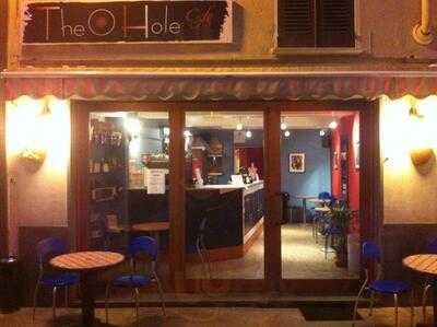 The Hole Cafe, Biella