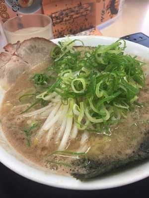 ラーメン食堂 神豚 大東店