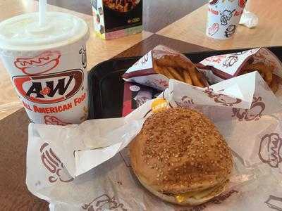 A&w カーニバルパーク美浜店