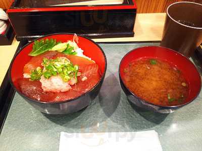 はる丼丸　川西さかえ店