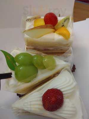 シャトレーゼ　光岡店