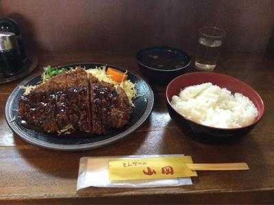 とんかつの山岡