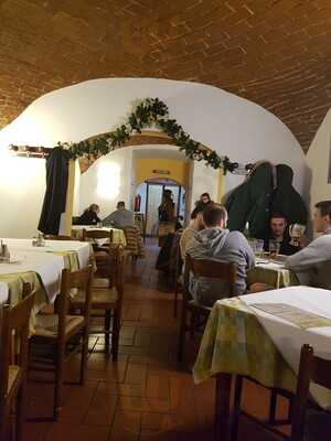 Pizzeria La Tavernetta Di Di Benga, Novi Ligure