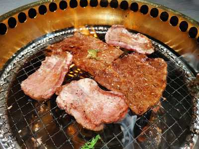 焼肉中中