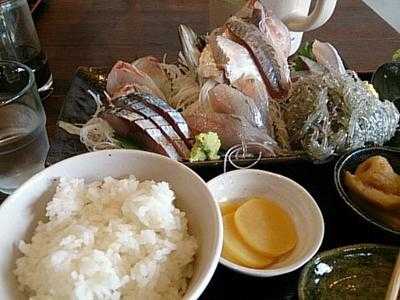 めしや 大磯港