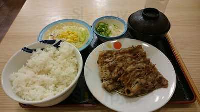 松屋 北本店