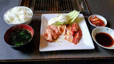 焼肉韓国料理 タンポポ亭