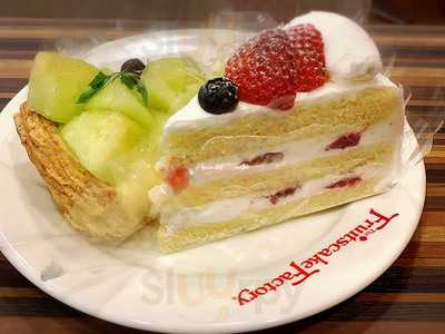 フルーツケーキファクトリー menu