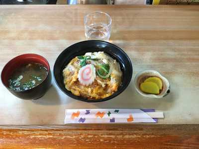 チロル